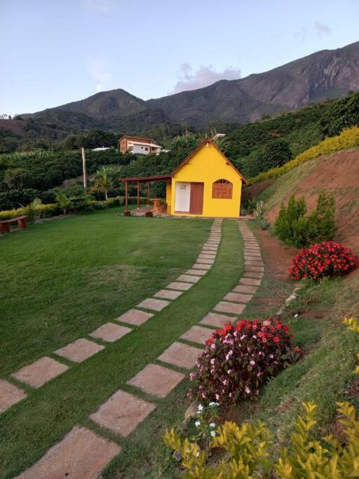Chale 2 Canto Montanhas Chalet *